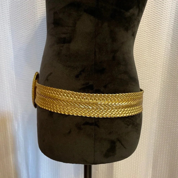 Gold 1 5/8” braided woven women’s belt - Picture 3 of 5